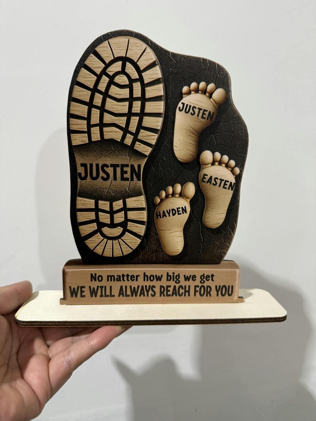 Personalized Dad Gift from Kids, Custom Name Wooden Plaque, Fathers Day Gift for Dad Grandpa, Family Footprint Sign, Birthday Gift Dad