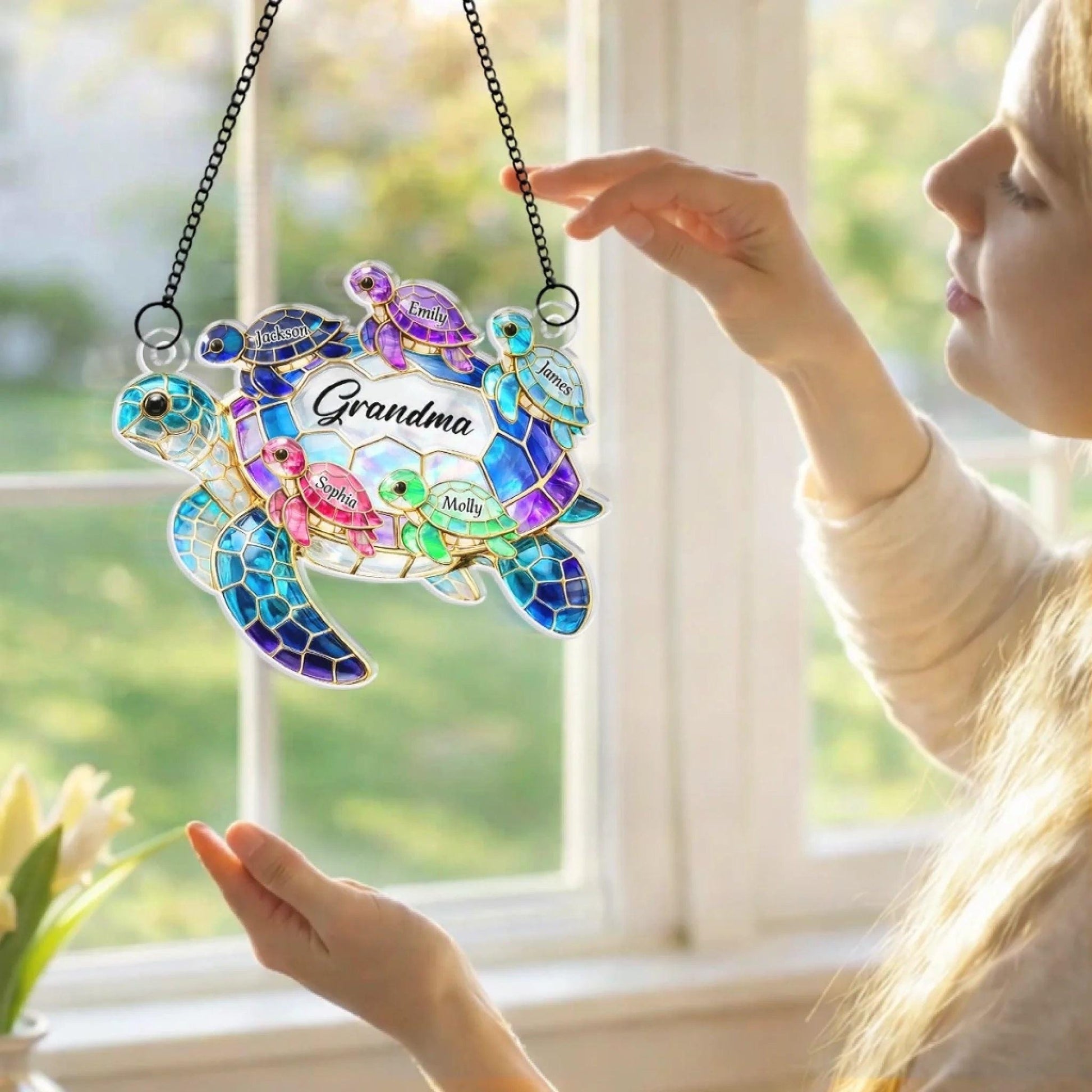 Personalized Turtle Suncatcher, Grandma Gift with Grandkids Names, Custom Window Hanging Ornament, Mothers Day Gift for Mom