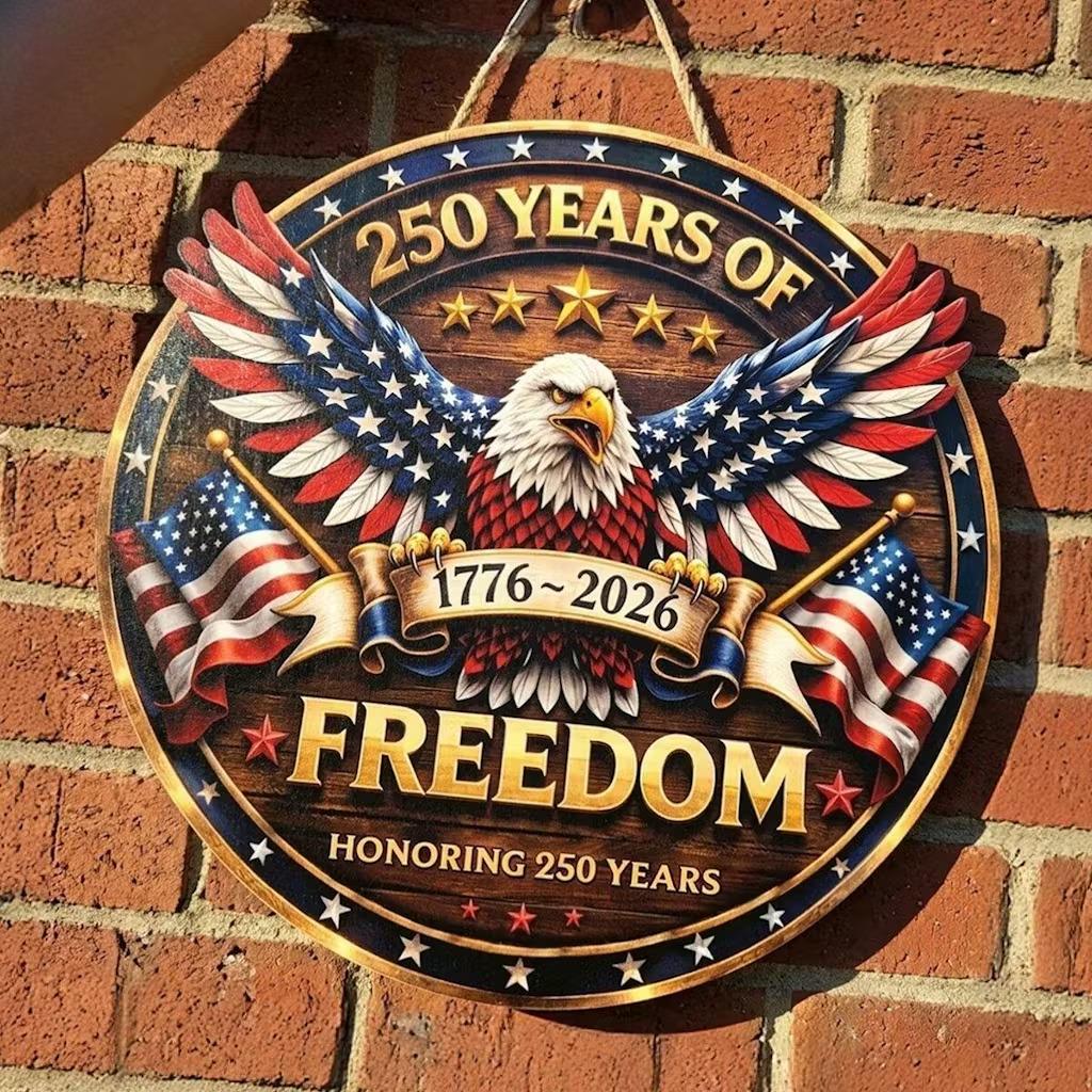 Custom Wood Sign Personalized America 250 Years Anniversary 1776-2026, Patriotic Eagle Door Sign, 4th of July Decor, Family Name Gift