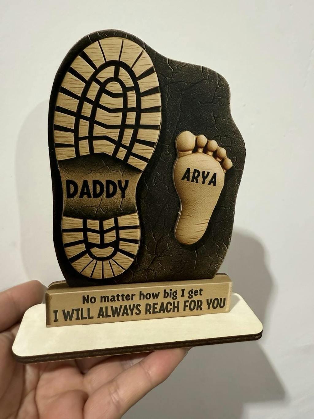 Personalized Dad Gift from Kids, Custom Name Wooden Plaque, Fathers Day Gift for Dad Grandpa, Family Footprint Sign, Birthday Gift Dad